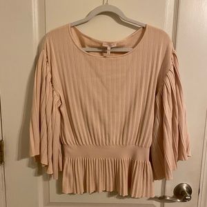 Rebecca Taylor blush pleated top. Batwing sleeves and boat neck.